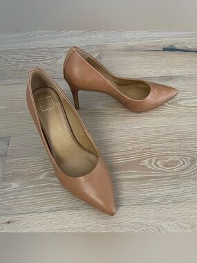 14th & Union Brown Point Heel - Size 7 - NWOT